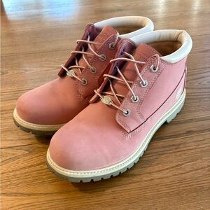 Timberland Boots women’s pink